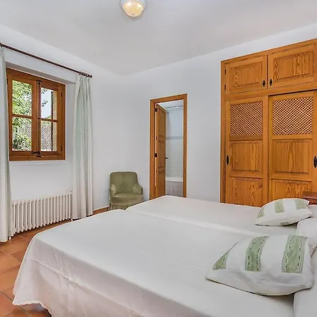 Mateu Villa Pollenca